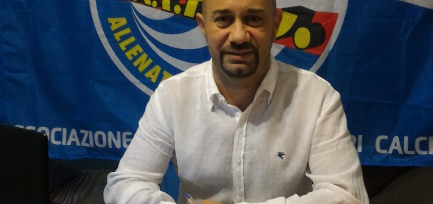 Si è concluso a Sanremo il Corso Allenatori Uefa B, il presidente Vincenzo Stragapede:”Il futuro del calcio imperiese passa attraverso la formazione dei tecnici”